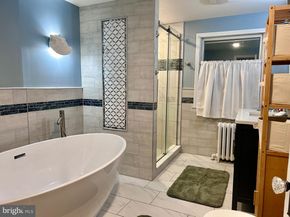 2415 2nd Street Pike, Newtown PA 18940