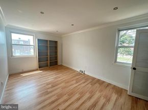 1700 Griffith Street, Philadelphia PA 19111
