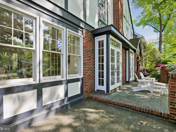 6911 Ridgewood Avenue, Chevy Chase MD 20815