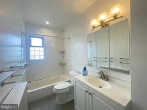 2427 Brown Street, Philadelphia PA 19130