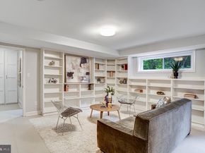 9203 Saint Marks Place, Fairfax VA 22031