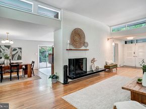 9203 Saint Marks Place, Fairfax VA 22031