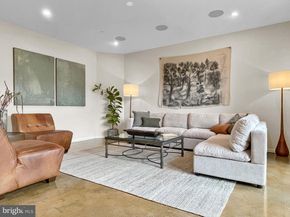 21 Overbeck Alley NE, Washington DC 20002