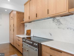 21 Overbeck Alley NE, Washington DC 20002