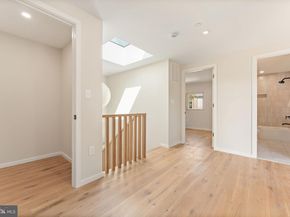 21 Overbeck Alley NE, Washington DC 20002