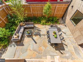 21 Overbeck Alley NE, Washington DC 20002