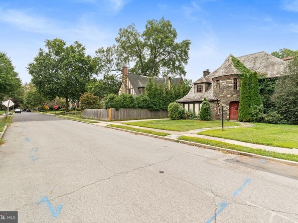 1102 Childs Avenue, Drexel Hill PA 19026