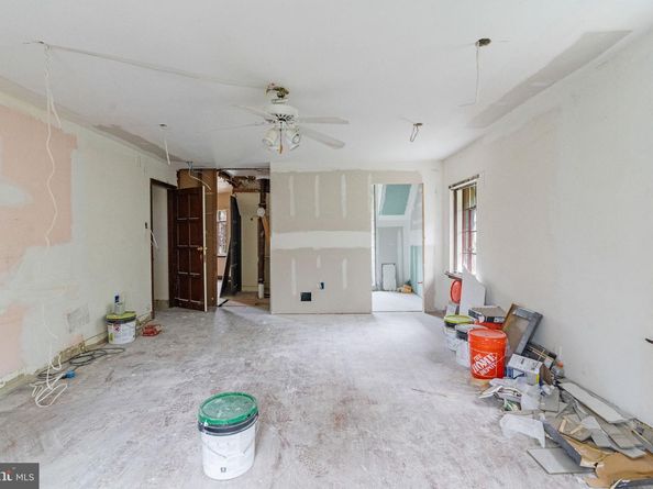 1102 Childs Avenue, Drexel Hill PA 19026