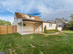 23 Misty Pine Road, Levittown PA 19056