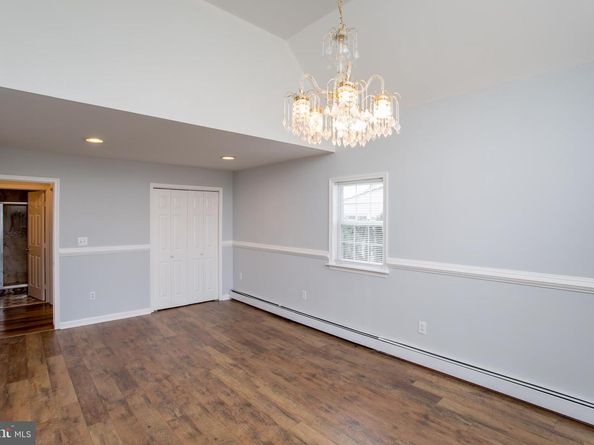 23 Misty Pine Road, Levittown PA 19056