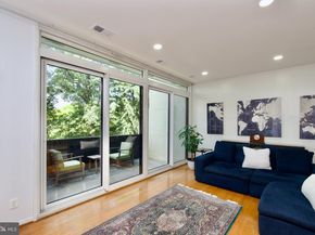 2204 S Quincy Street 1, Arlington VA 22204