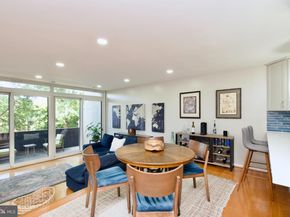 2204 S Quincy Street 1, Arlington VA 22204