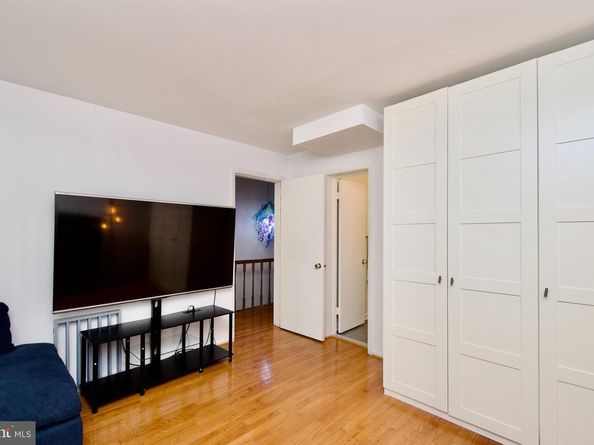 2204 S Quincy Street 1, Arlington VA 22204