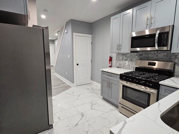 1537 N Frazier Street, Philadelphia PA 19131