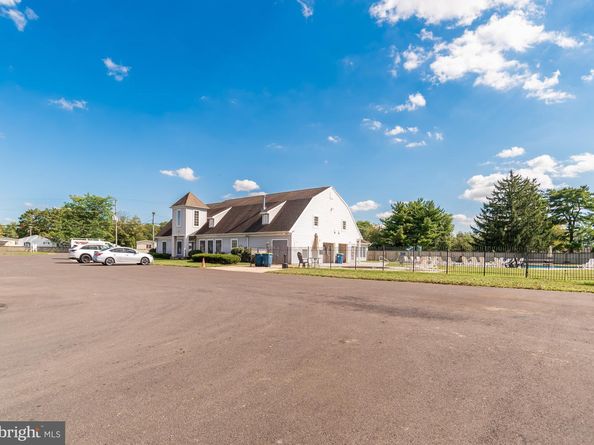 5218 Graham Drive, Morrisville PA 19067