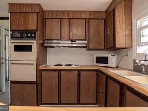 5218 Graham Drive, Morrisville PA 19067