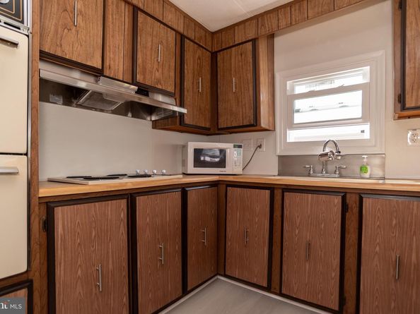 5218 Graham Drive, Morrisville PA 19067