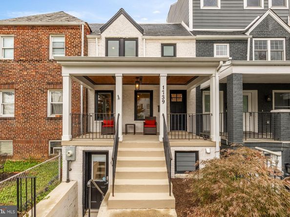 1739 D Street NE, Washington DC 20002