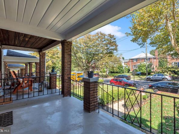 1527 Montana Avenue NE, Washington DC 20018
