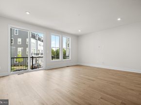 13918 Aviation Place, Herndon VA 20171