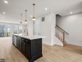 13918 Aviation Place, Herndon VA 20171