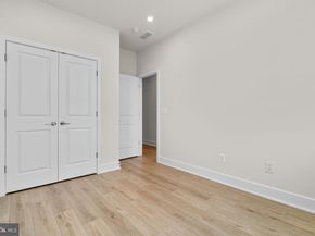 13918 Aviation Place, Herndon VA 20171