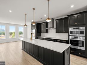 13918 Aviation Place, Herndon VA 20171