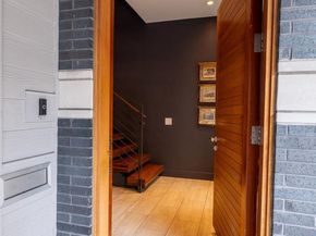 136 N 22nd Street, Philadelphia PA 19103