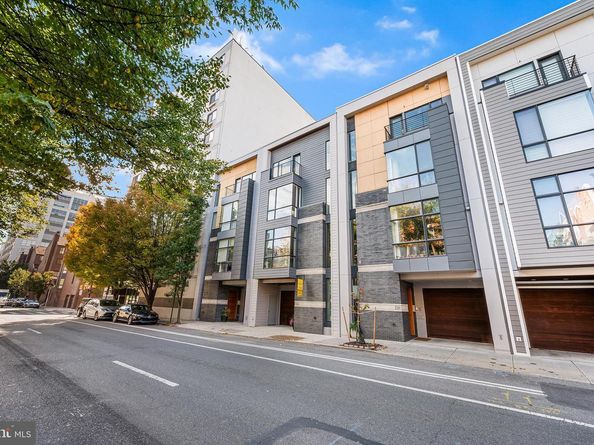 136 N 22nd Street, Philadelphia PA 19103