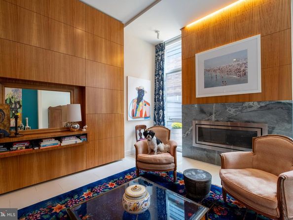 136 N 22nd Street, Philadelphia PA 19103