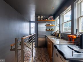 136 N 22nd Street, Philadelphia PA 19103