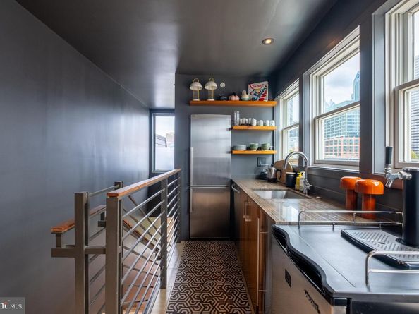 136 N 22nd Street, Philadelphia PA 19103