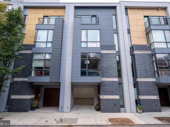136 N 22nd Street, Philadelphia PA 19103