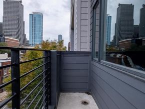 136 N 22nd Street, Philadelphia PA 19103