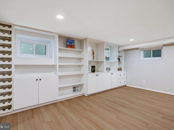 4698 36TH Street S A, Arlington VA 22206