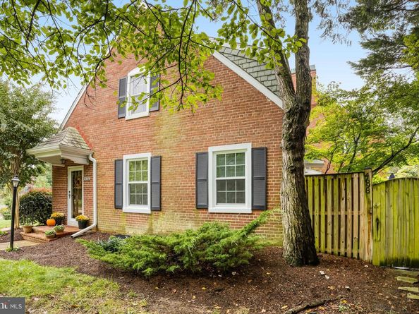 4698 36TH Street S A, Arlington VA 22206
