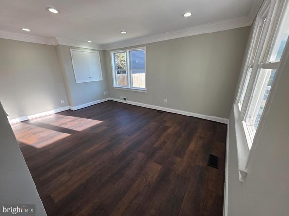 6724 Westlawn Drive, Falls Church VA 22042