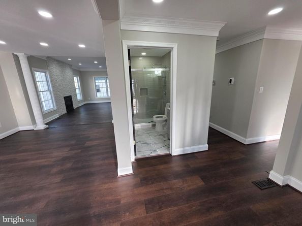 6724 Westlawn Drive, Falls Church VA 22042