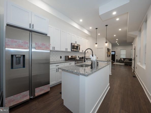 2211 W Estaugh Street, Philadelphia PA 19140