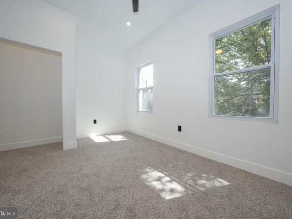 2211 W Estaugh Street, Philadelphia PA 19140