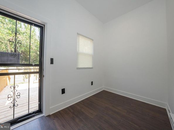 2211 W Estaugh Street, Philadelphia PA 19140