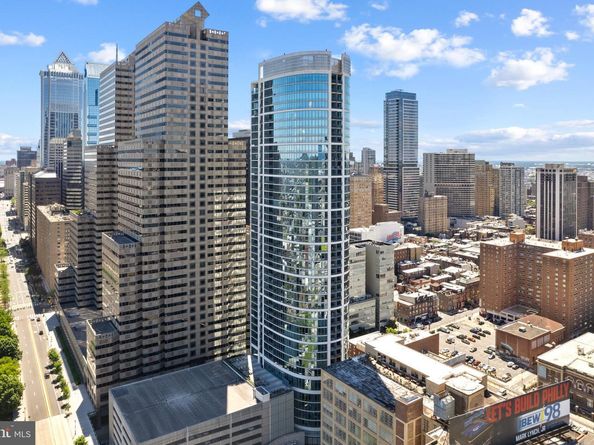 2101 Market Street 305, Philadelphia PA 19103