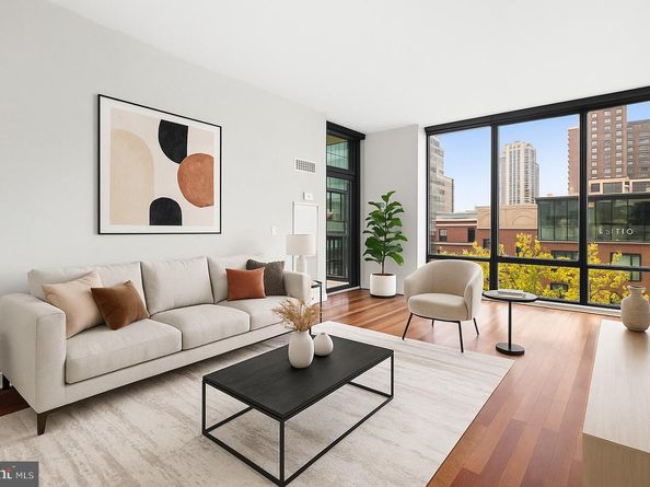 2101 Market Street 305, Philadelphia PA 19103