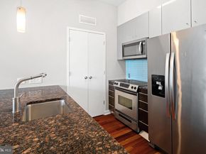 2101 Market Street 305, Philadelphia PA 19103
