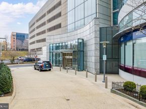 2101 Market Street 305, Philadelphia PA 19103