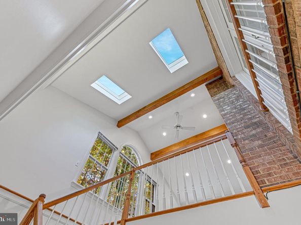 2424 S Queen Street, Arlington VA 22202