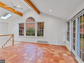 2424 S Queen Street, Arlington VA 22202