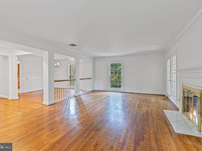 2424 S Queen Street, Arlington VA 22202