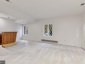 2424 S Queen Street, Arlington VA 22202