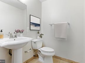 5885 Colorado Avenue NW 208, Washington DC 20011